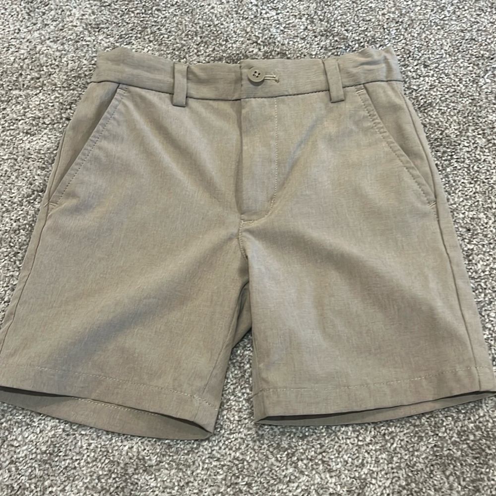 Vineyard Vines performance shorts, boys size 5 adjustable waistband.